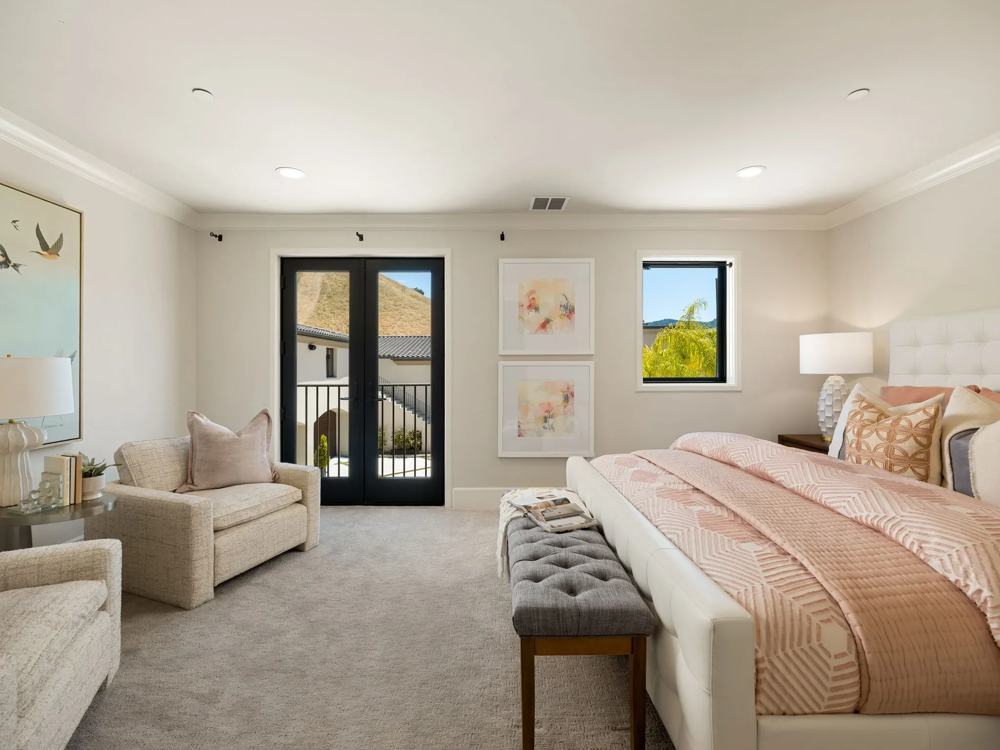 via-del-gato-alamo-guest-bedroom-home-staging.webp