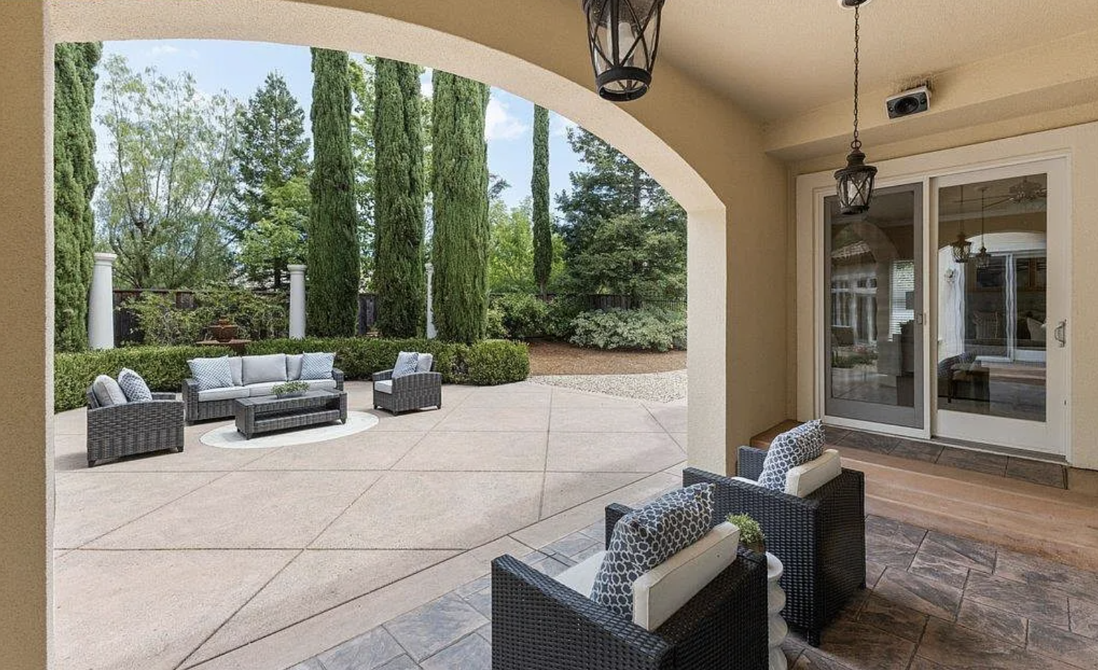 120-alamo-springs-drive-covered-patio-alamo-ca.png