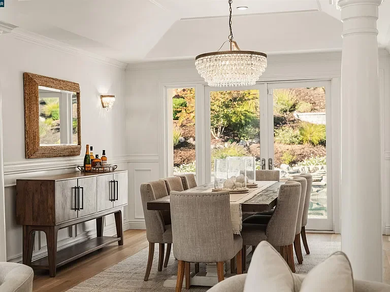 133-sunhaven-danville-dining-room-staging.webp