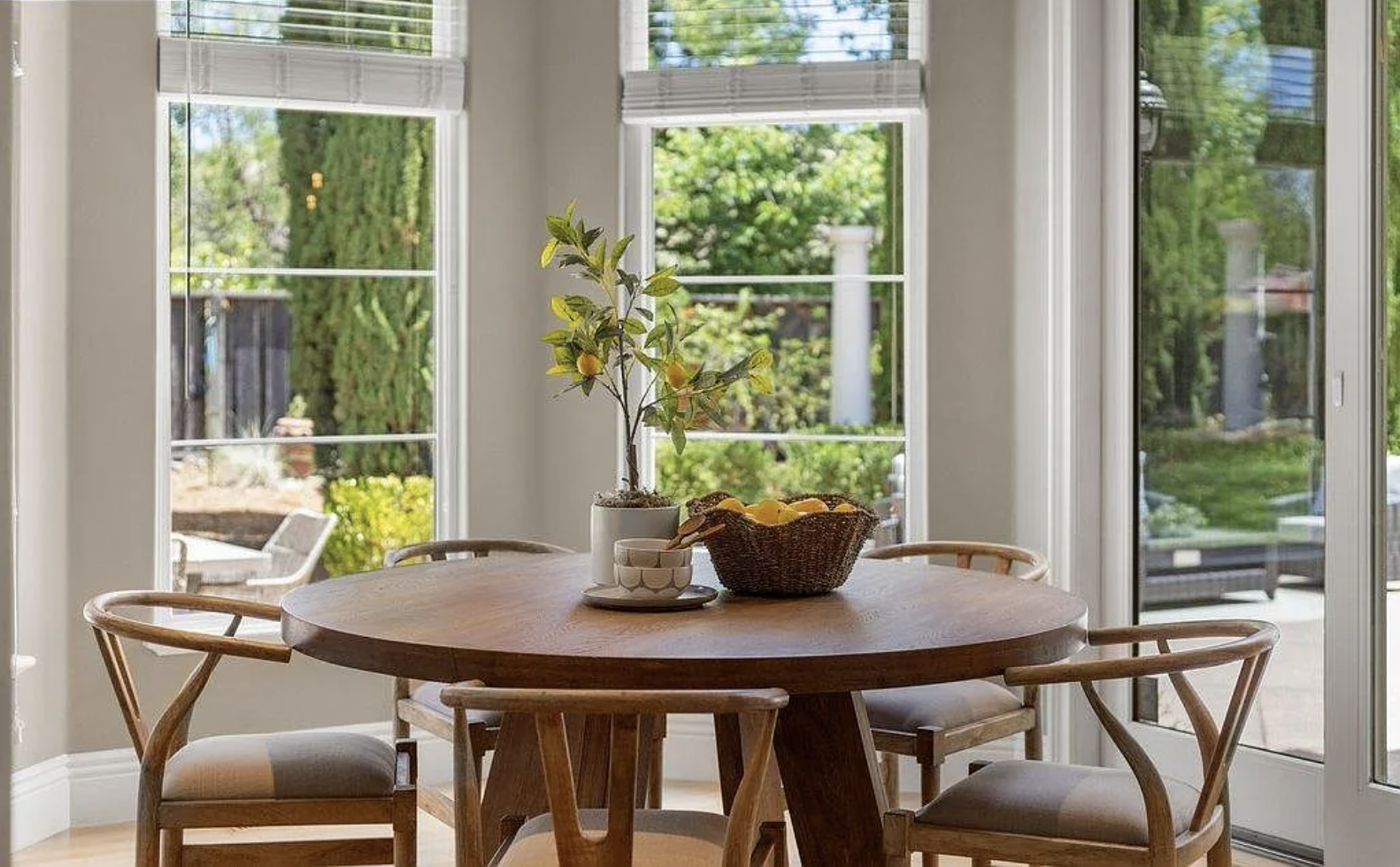 Why Late Summer Is the Perfect Time to Refresh Your Listing Strategy