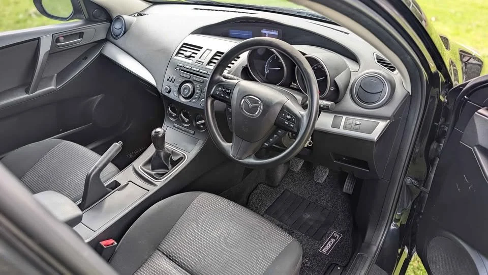 Mazda3 10.jpg