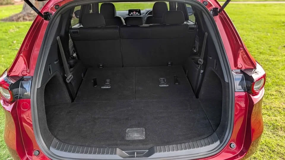 Mazda CX8 17.jpg