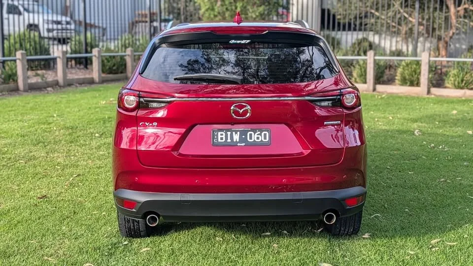Mazda Cx8 6.jpg