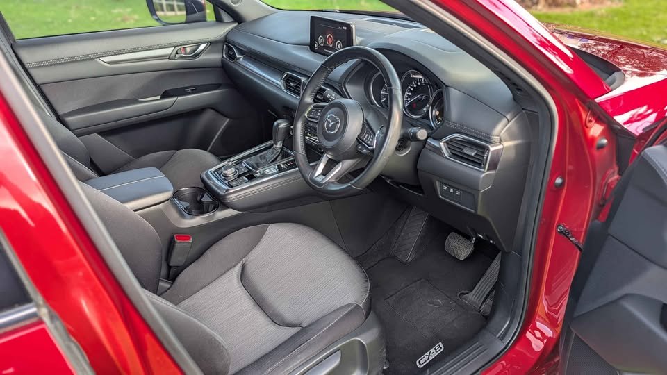 Mazda CX8 10.jpg