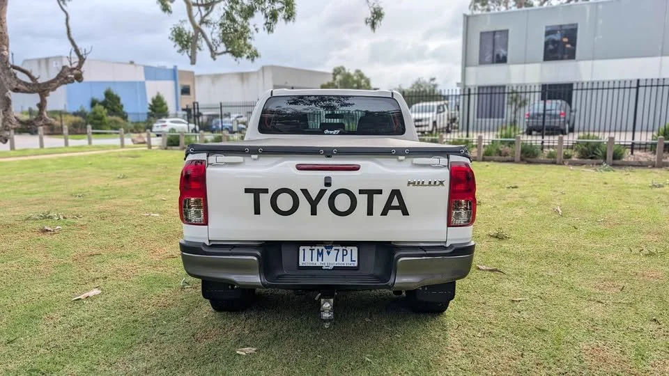 Hilux 4.jpg