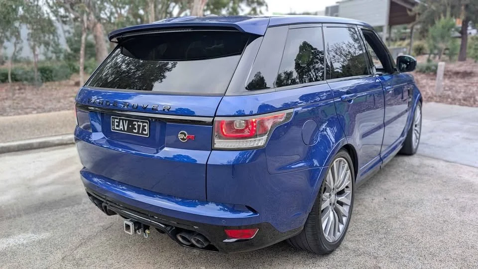 LR10.jpg
