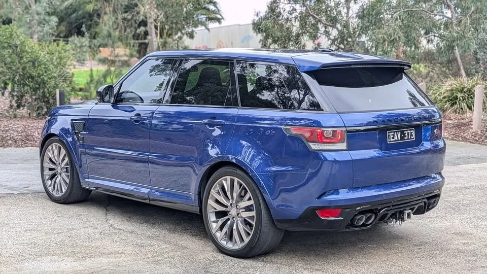 LR5.jpg