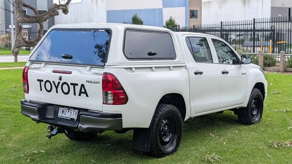 new Hilux 7.jpg
