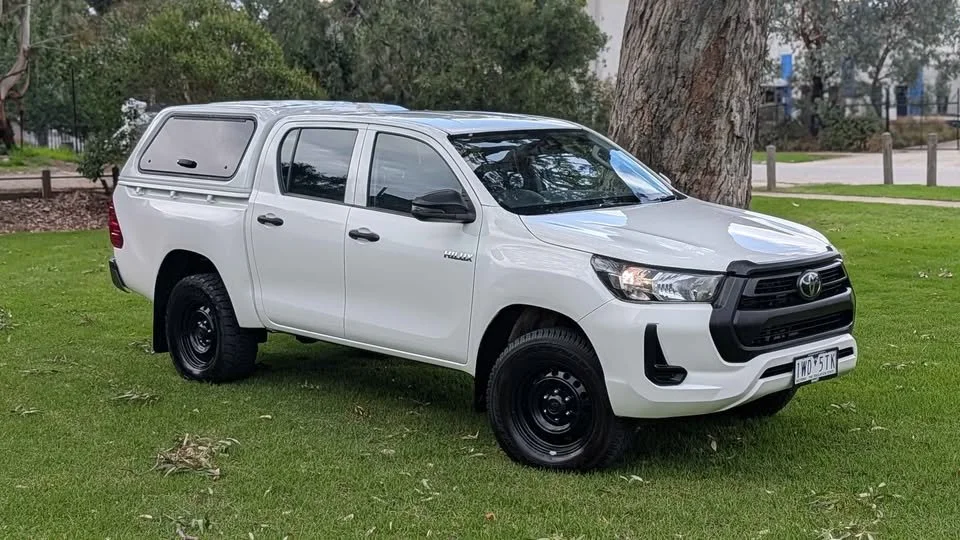 new Hilux 1.jpg