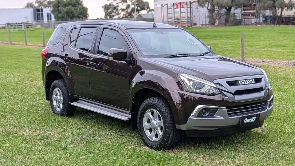 2017 Isuzu MU-X