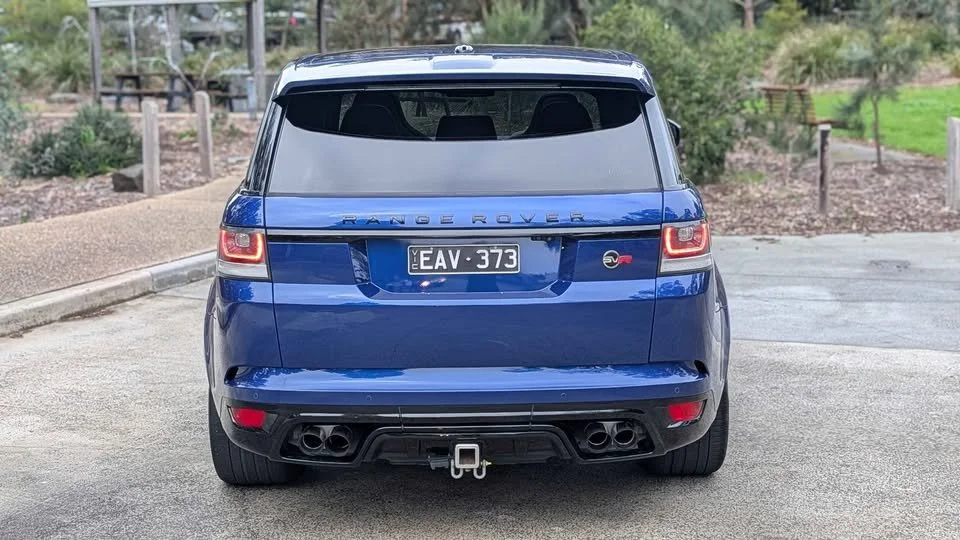 LR6.jpg
