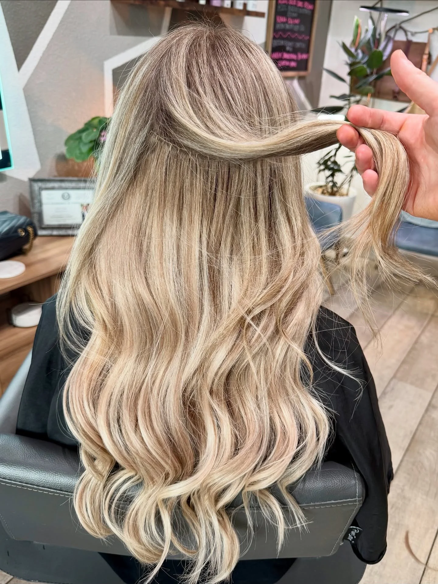 NEW CLIENT 😍
Clean color. Seamless extensions.
No filters, no fluff &mdash; just solid work and a serious upgrade.