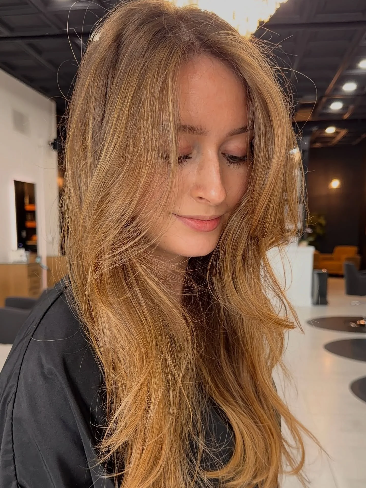 That soft golden copper glow 👏🏼😮&zwj;💨

 #NewBraunfelsHair
 #NewBraunfelsStylist
 #NewBraunfelsSalon
 #NBtxHair
 #HairByNewBraunfels