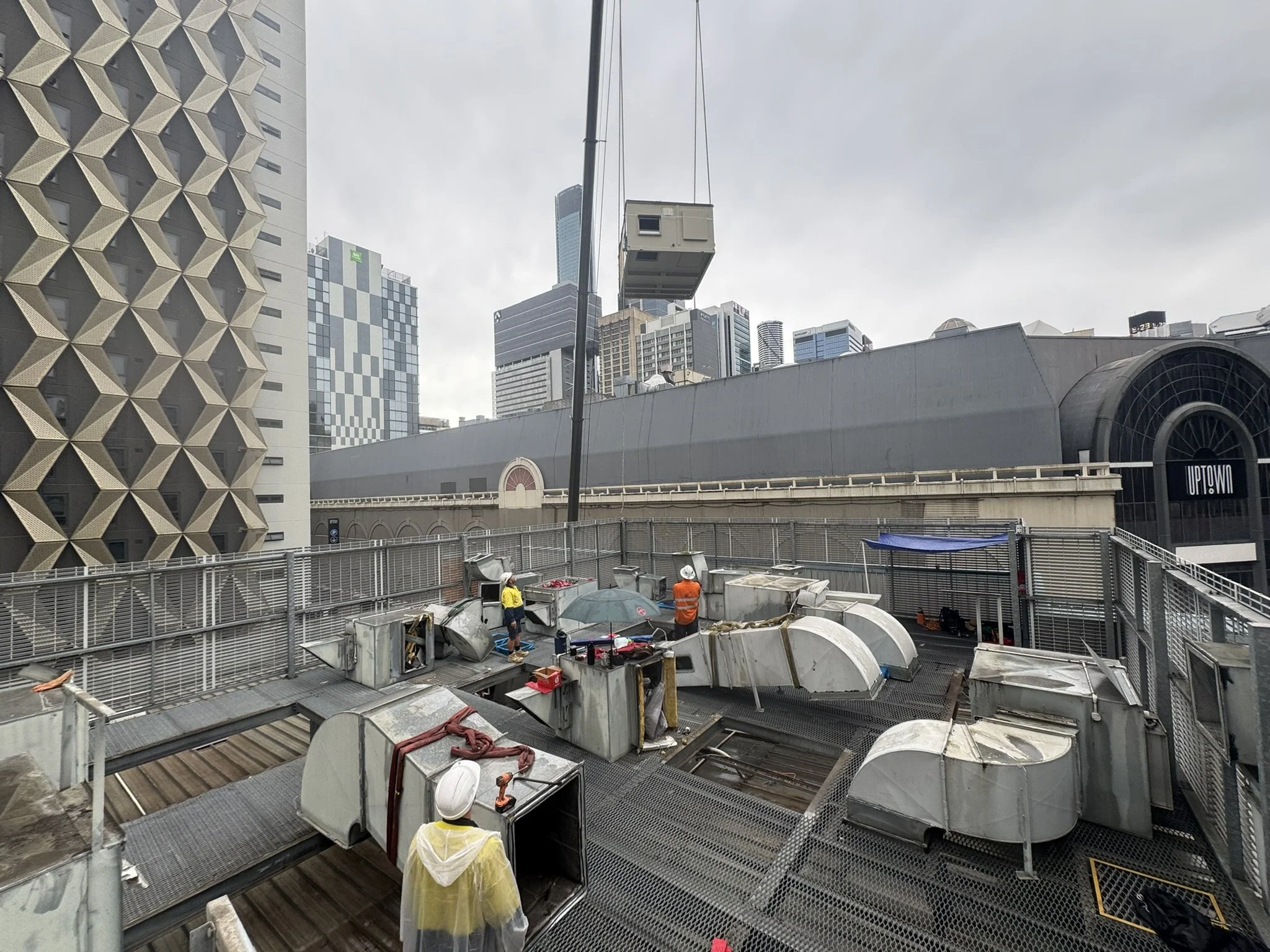 Removal of redundant systems. Replacement of 9 rooftop package units and full rooftop duct upgrade across a commercial building in Brisbane CBD.
