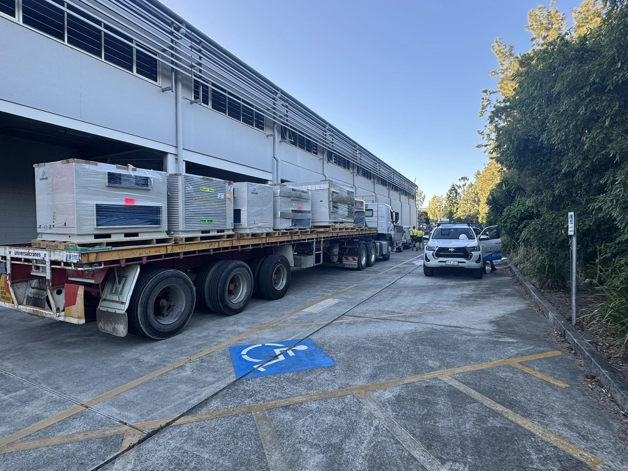 Units arriving to site to replace 6 package units and 5 ducted split systems.