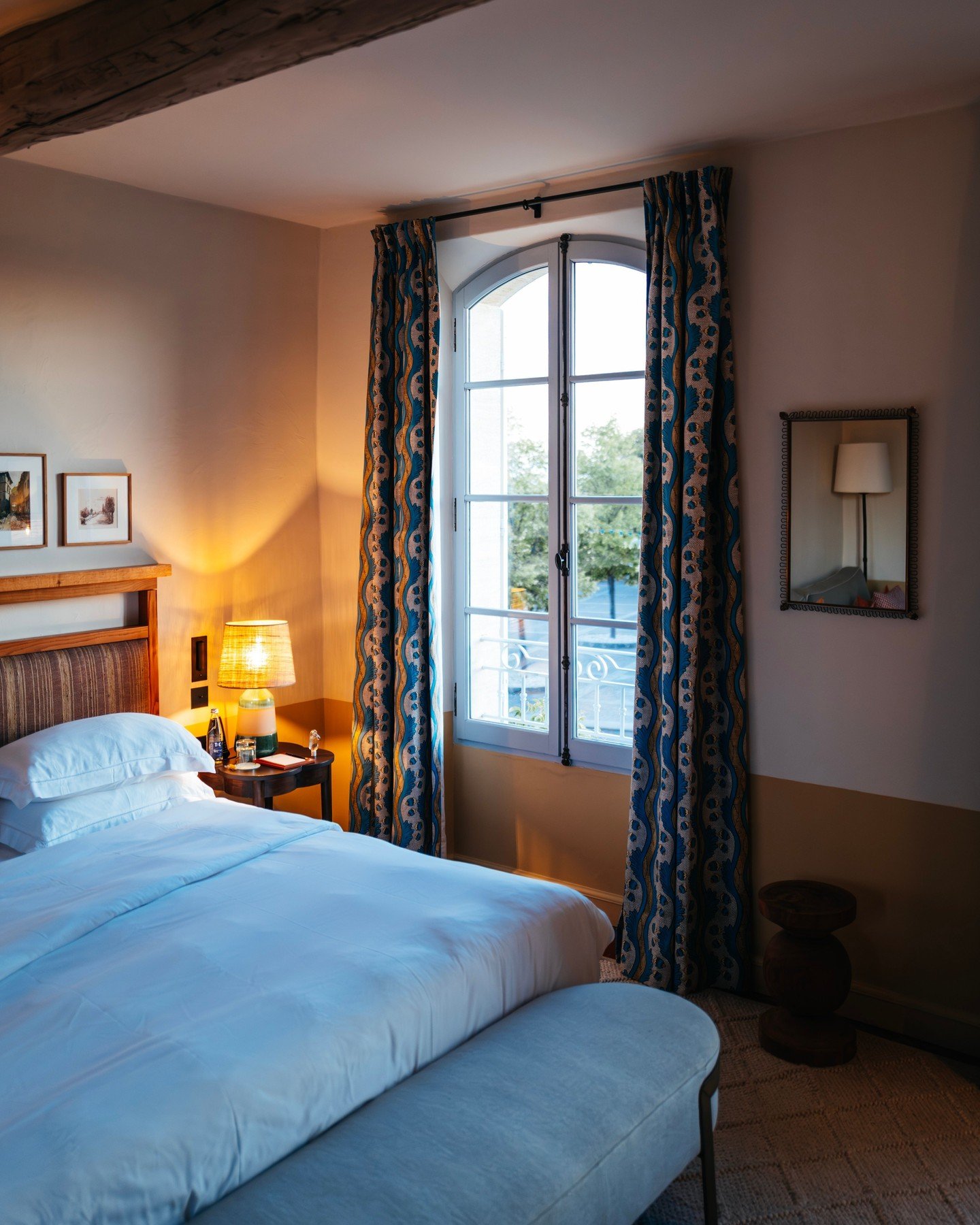 Proven&ccedil;al dreamscapes meet refined silence at the exquisite H&ocirc;tel Crillon le Brave. 

Behind the honey-hued stone walls of this hilltop hideaway, extraordinary suites blend historic charm with contemporary luxury, opening onto breathtaki