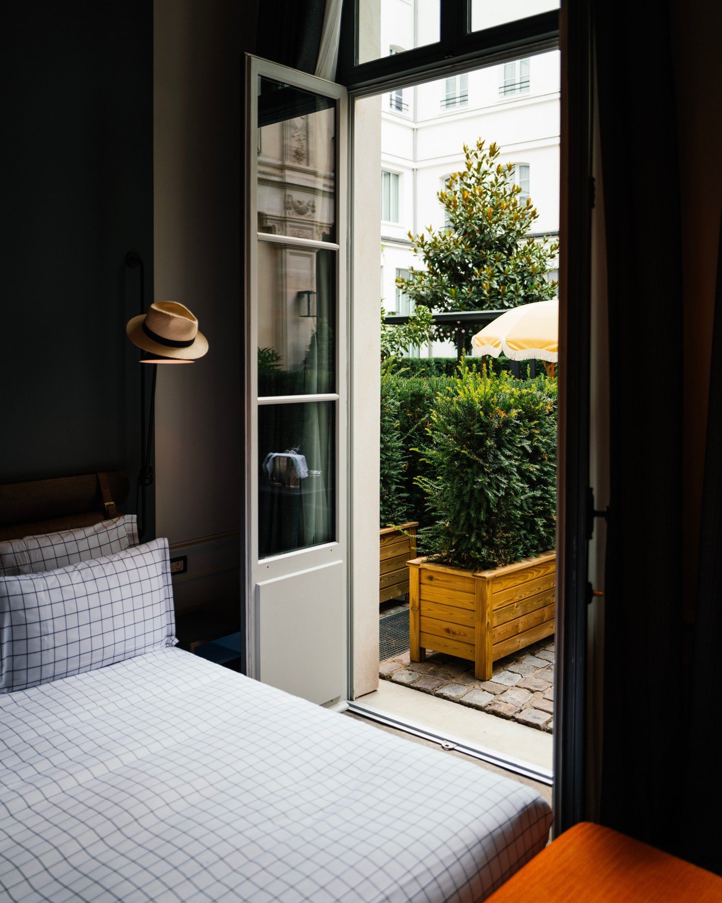 Parisian heritage meets effortless, modern soul at The Hoxton, Paris. 

Sunlight spills across chevron oak floors and rich velvet, framing a sanctuary that feels both intensely stylish and wonderfully intimate. 

Allow Maison Grin to reserve your key