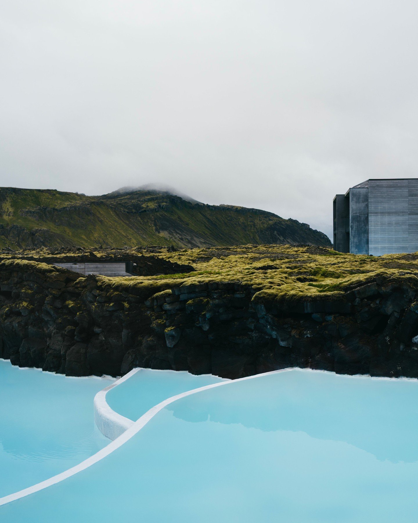Where the raw poetry of Iceland's volcanic landscape meets the quiet sanctuary of design. 

At The Retreat, the therapeutic, pale-blue waters of the private lagoon cradle your suite, casting an ethereal steam into the crisp Nordic air. 

Let Maison G