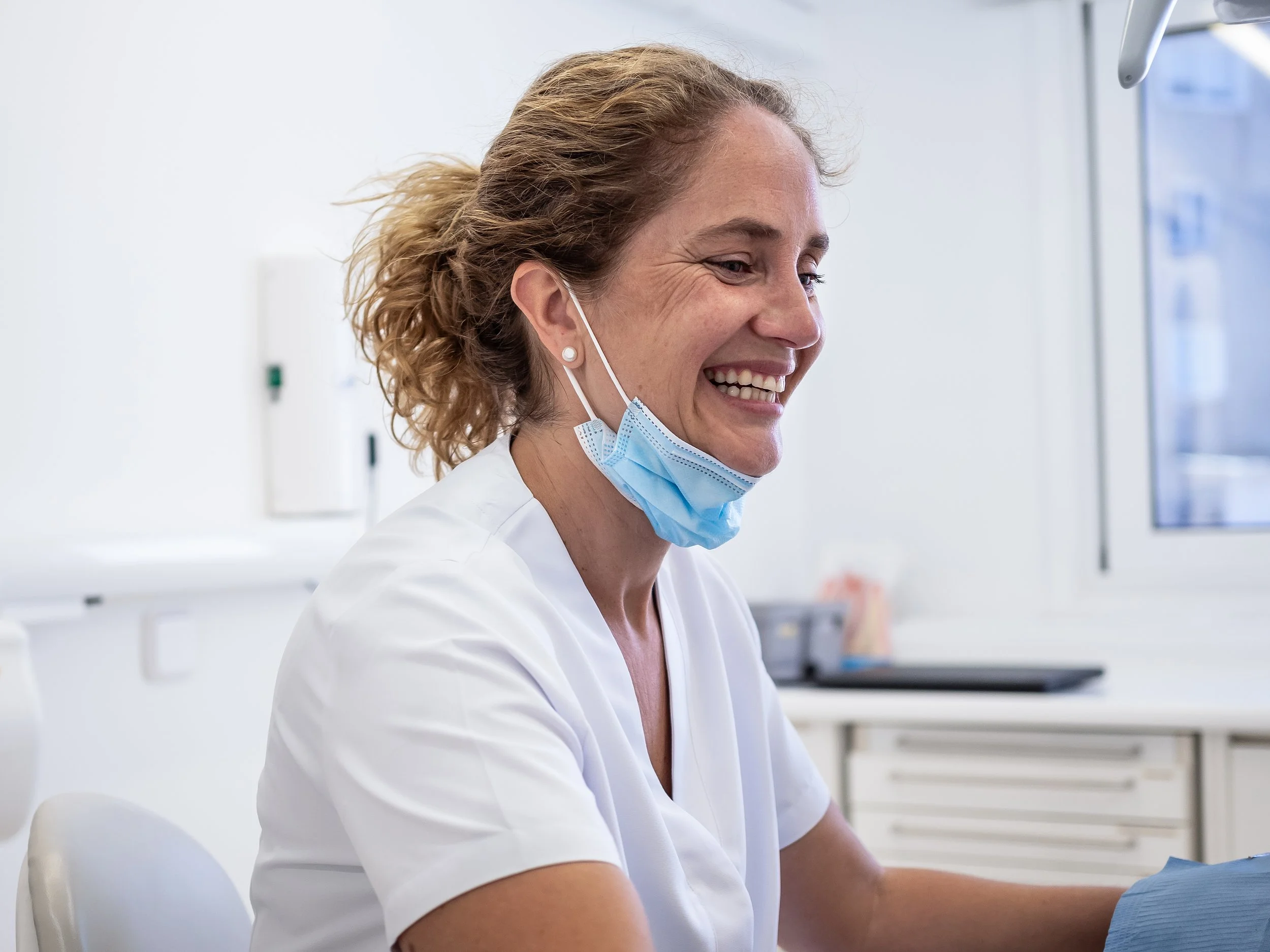 Riding the Wave: How Smart Dental Practice Owners Are Securing Their Future in a Changing Landscape (FY26 Edition)