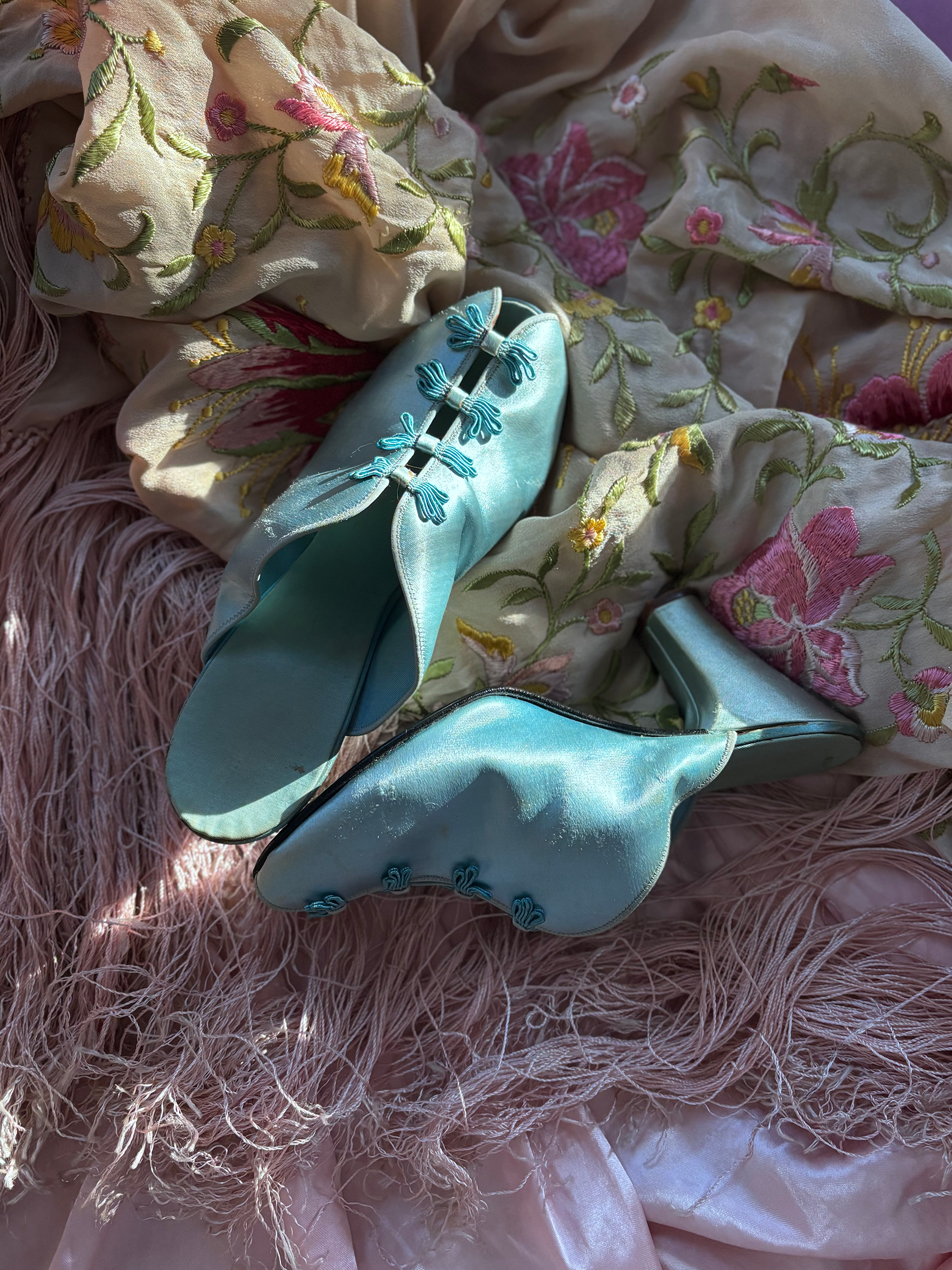 boudoir slippers 1.png