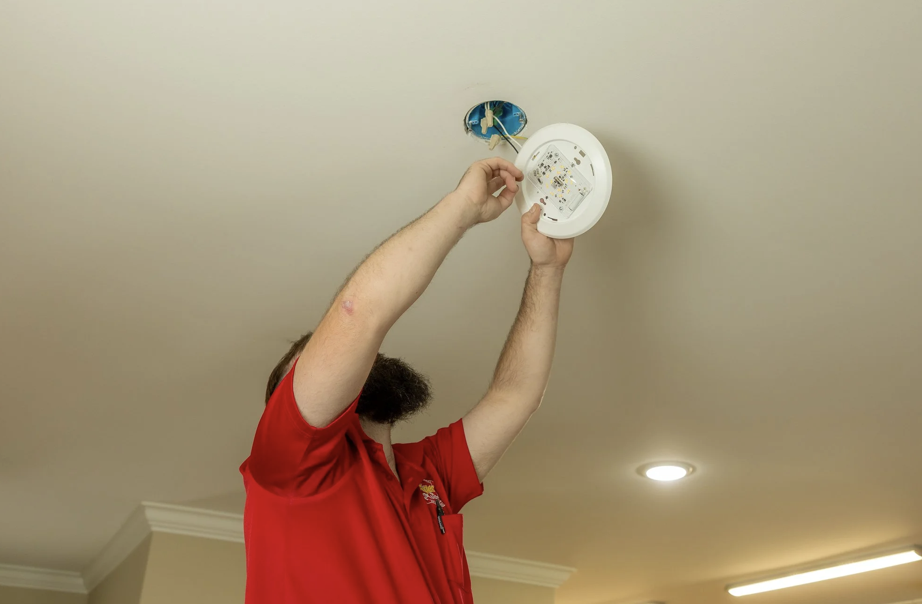 Holiday Lighting Electrical Safety Tips