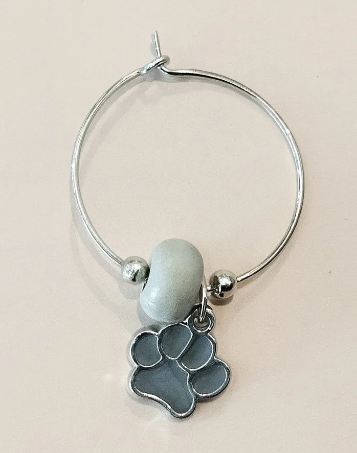 Dog Paw - Gray Wine Charm