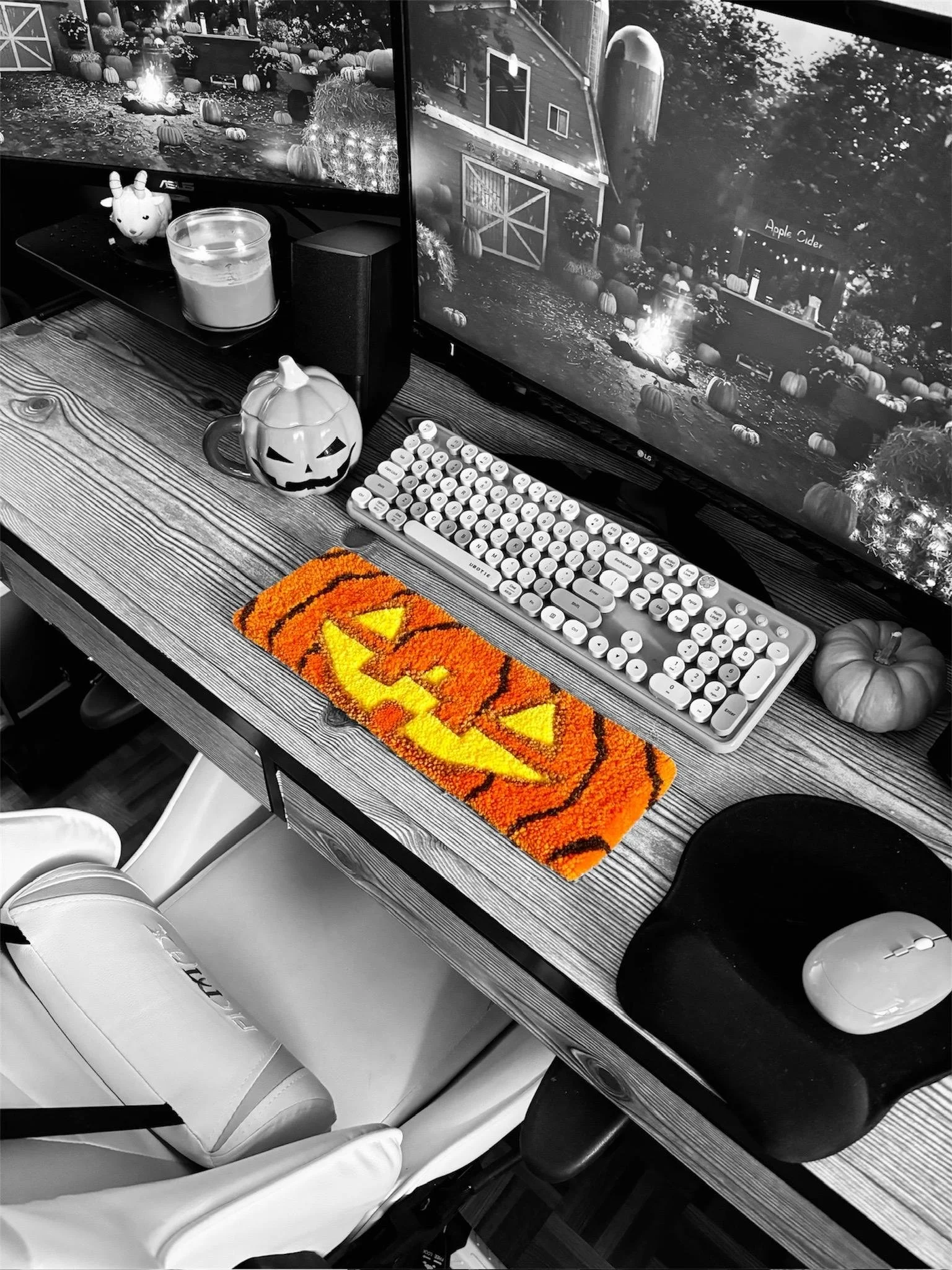 Jack-o-lantern Desk Rug
