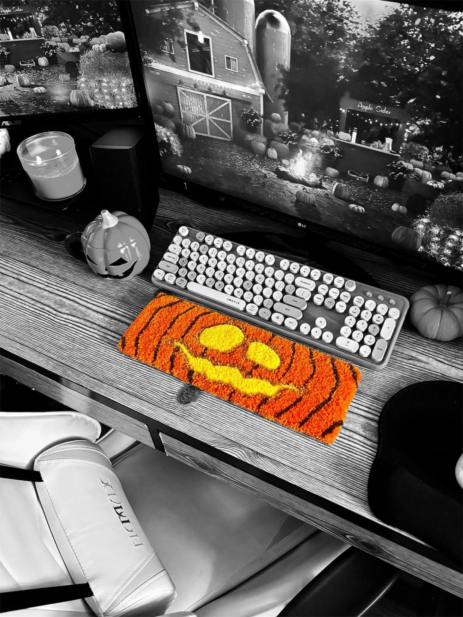 Jack-o-lantern Desk Rug