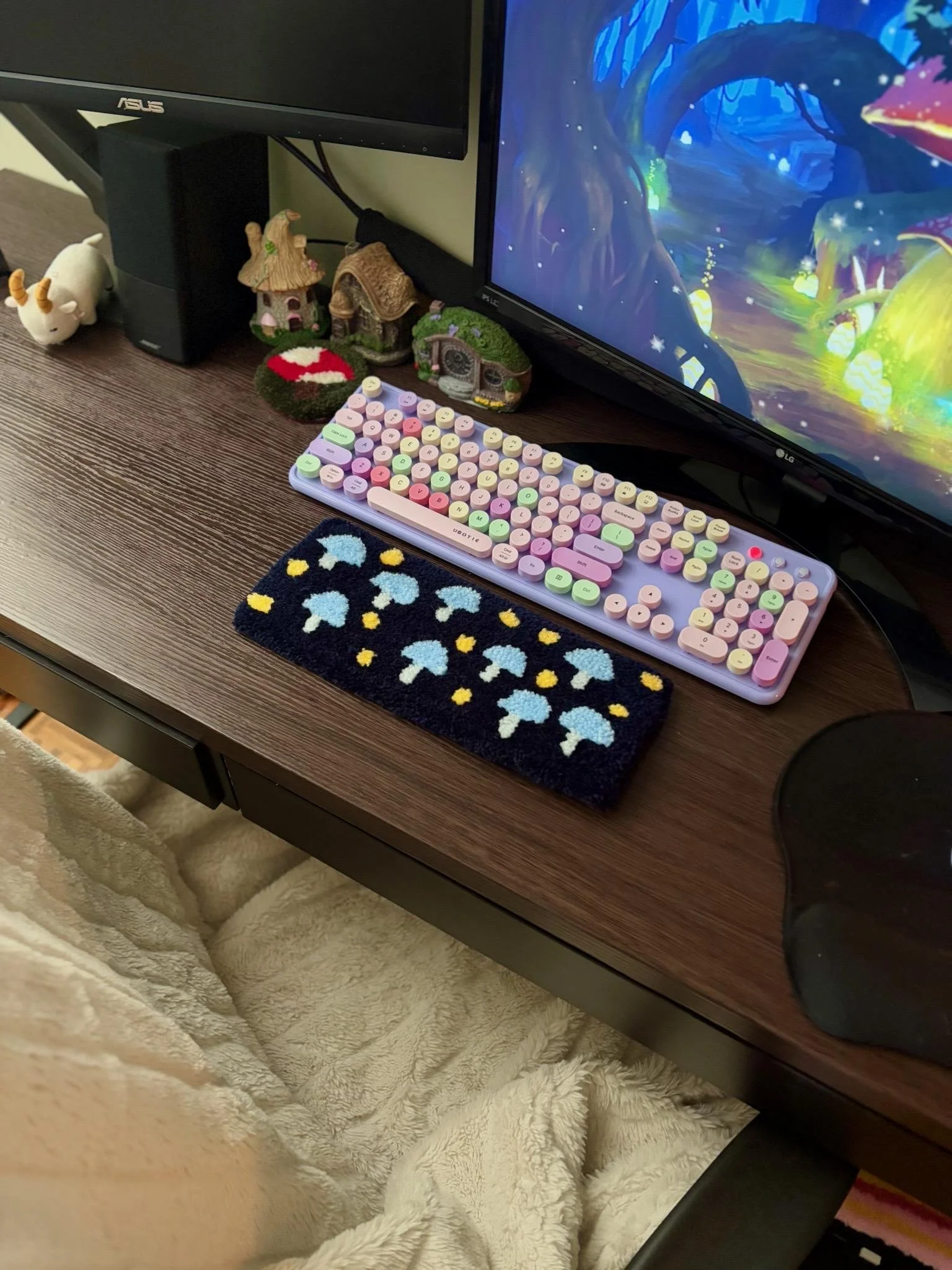 Mushroom Tufted Desk Rugs - Clearance