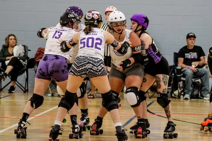 Thunder City Derby Sirens vs Swan City Roller Derby