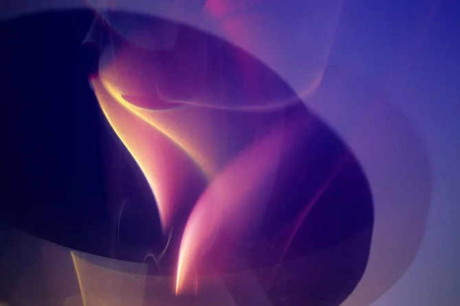 Illūmināre – "Light" (enlighten) in Latin