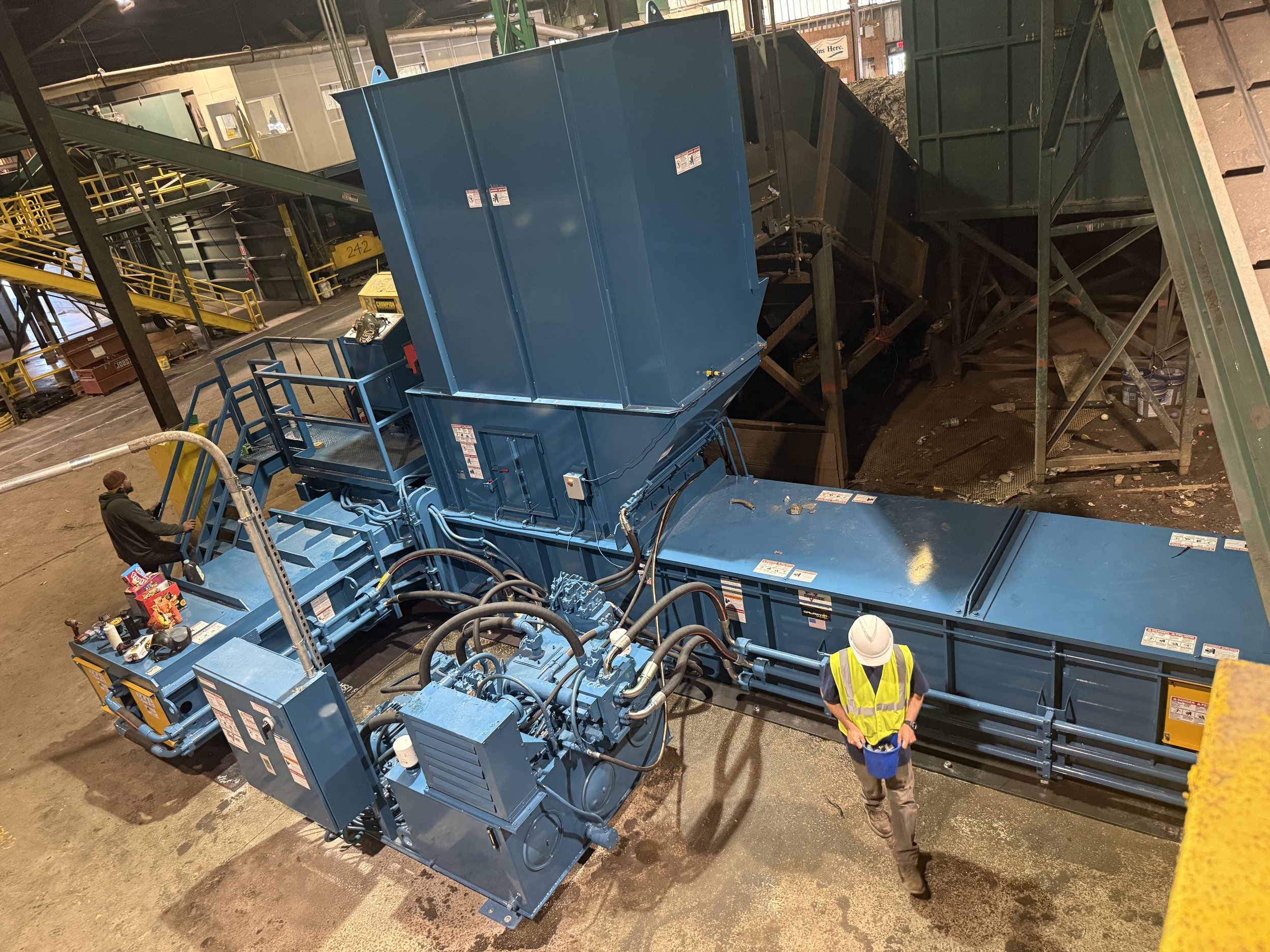 Dual Ram Bailer Rigging and Install.jpg