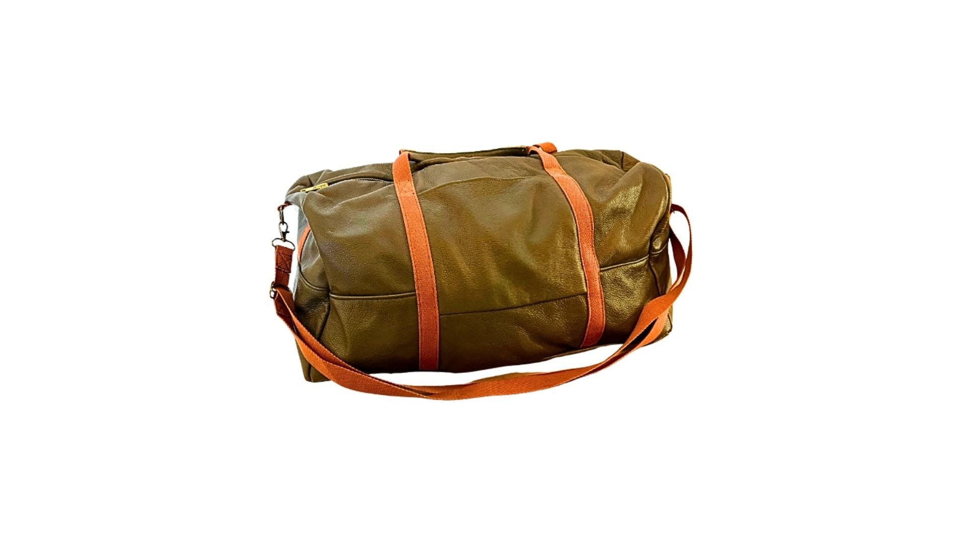 weekender duffel front.jpg