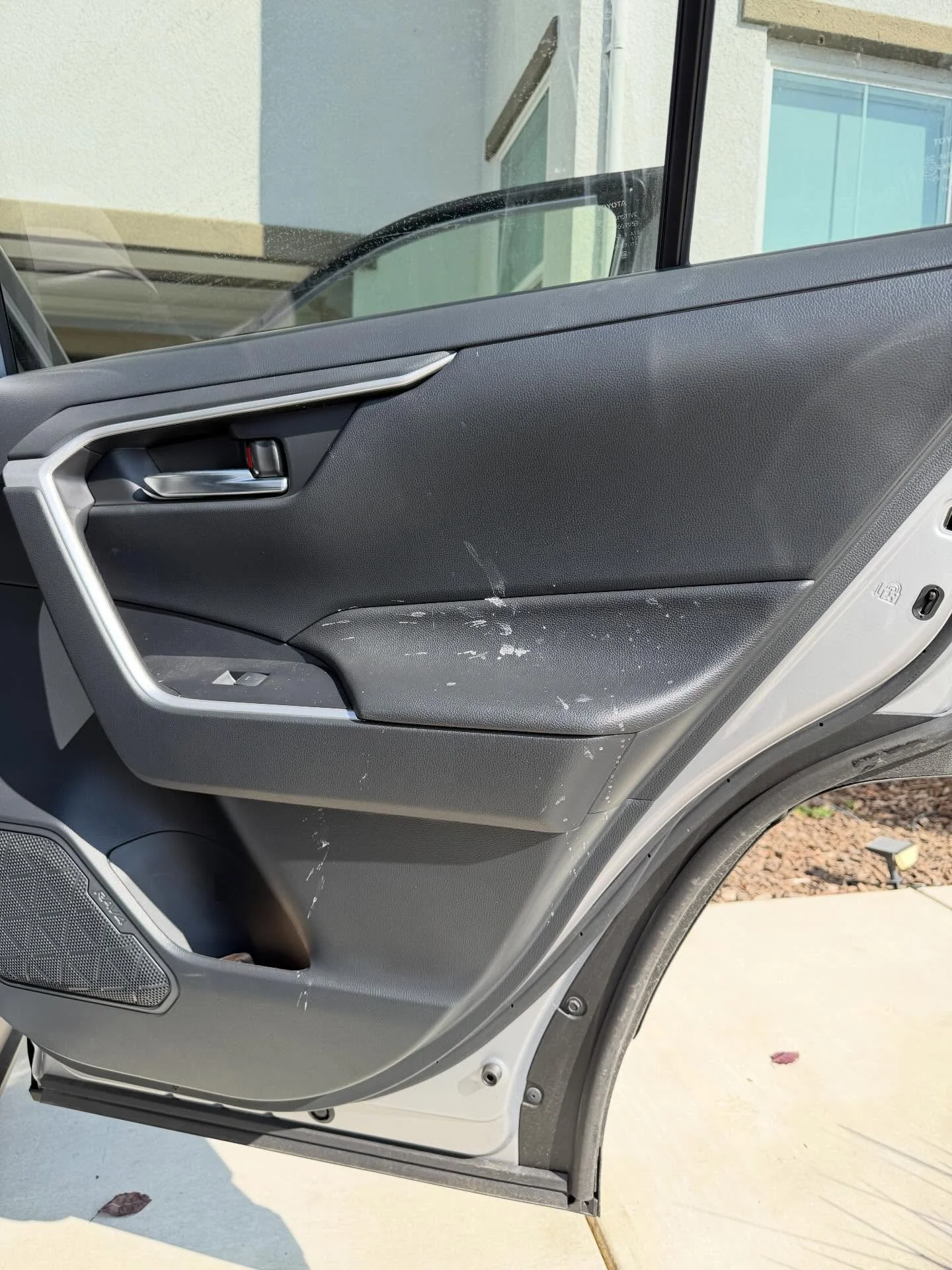 2025 Toyota Rav4 in for good treatment 😌
-
#prymeshynedetailing #detailing #detailgarage #detailersofinstagram