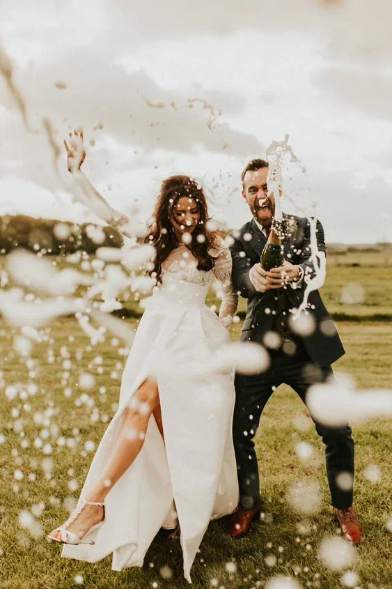 How To Choose The Right Music Experience For Your Wedding