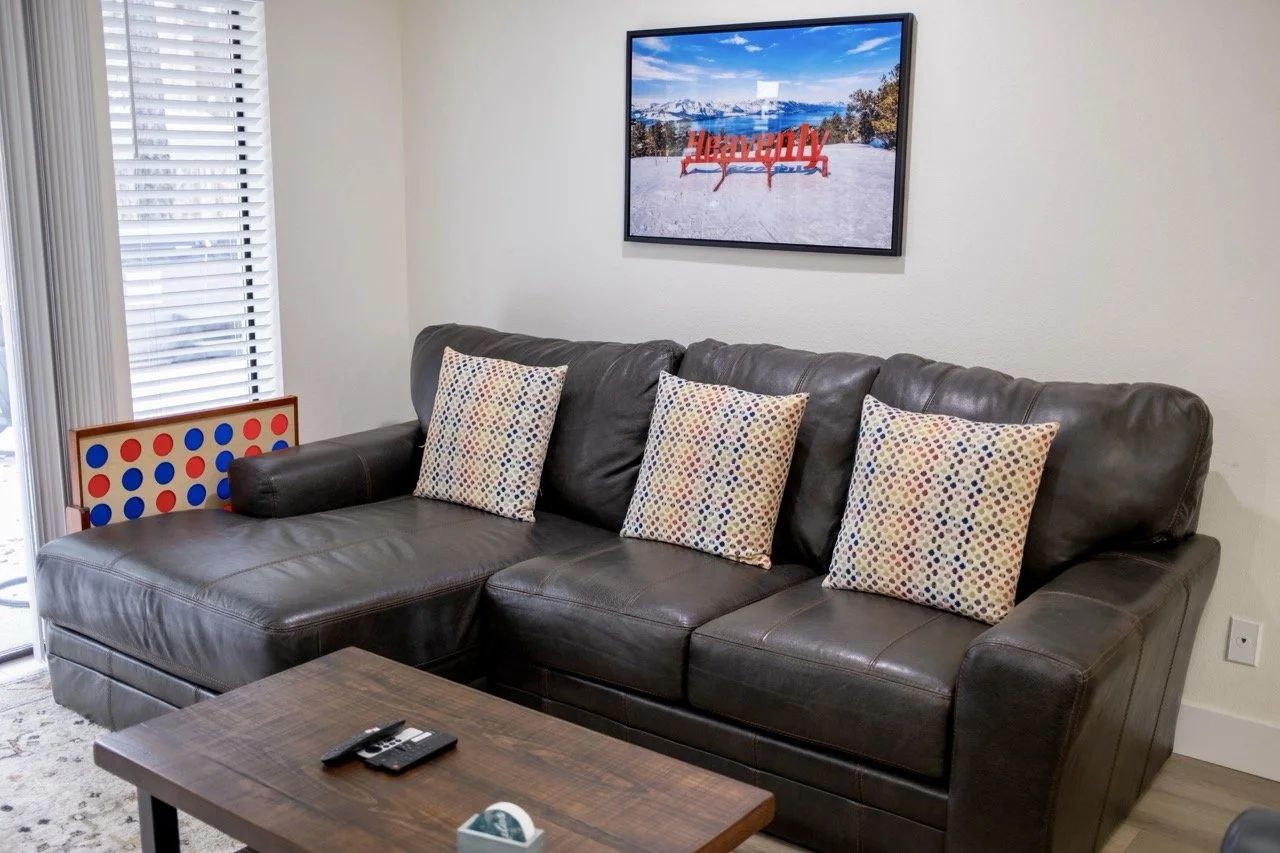 Couch1.jpeg