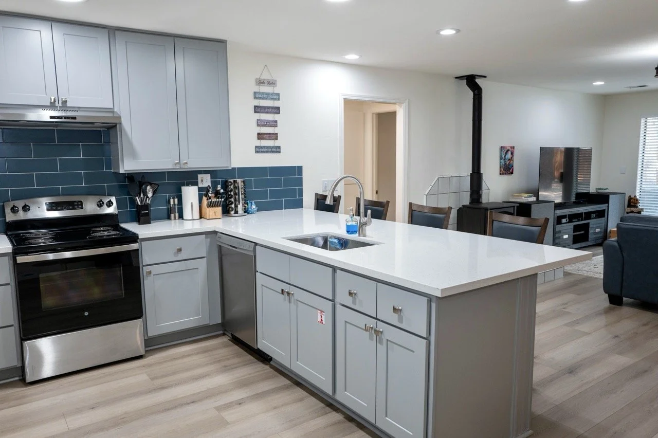 Kitchen5.jpeg