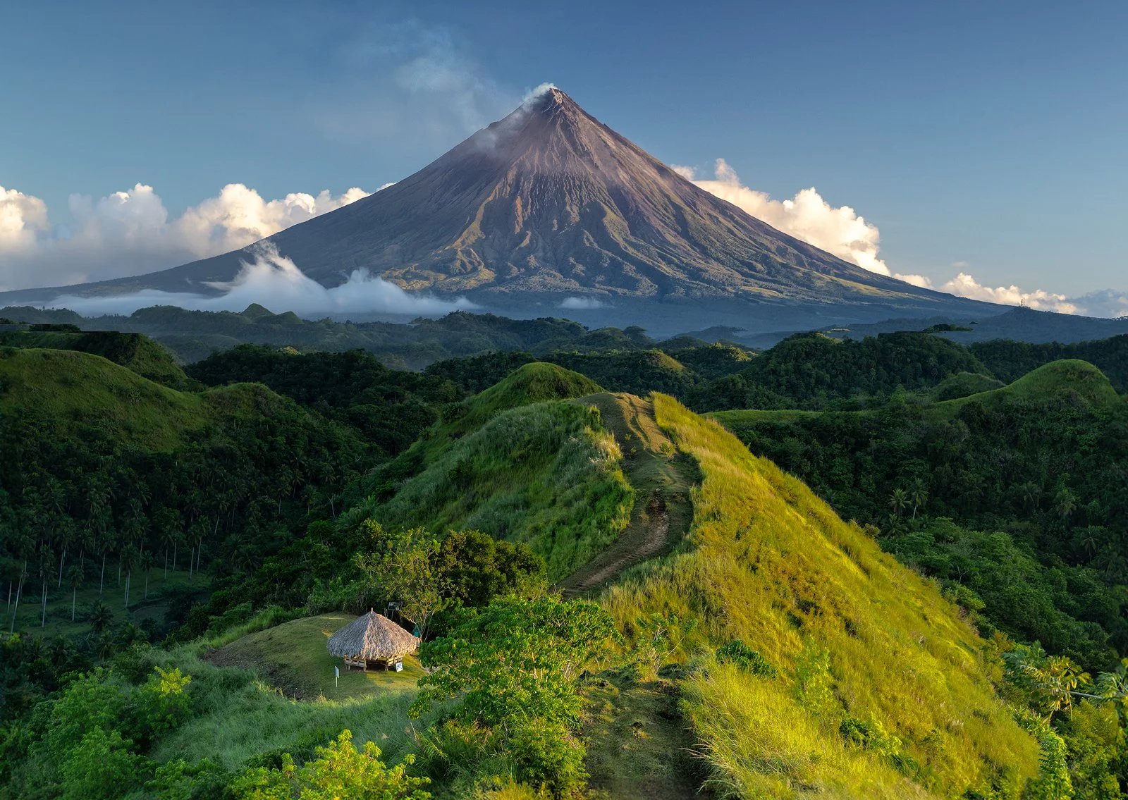 Mt Mayon, Philippines