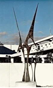 Guerrero Celeste. Fomento Industrial de PR. Es el pitirre puertorriqueño, guerrero innato. 1984  44.jpeg