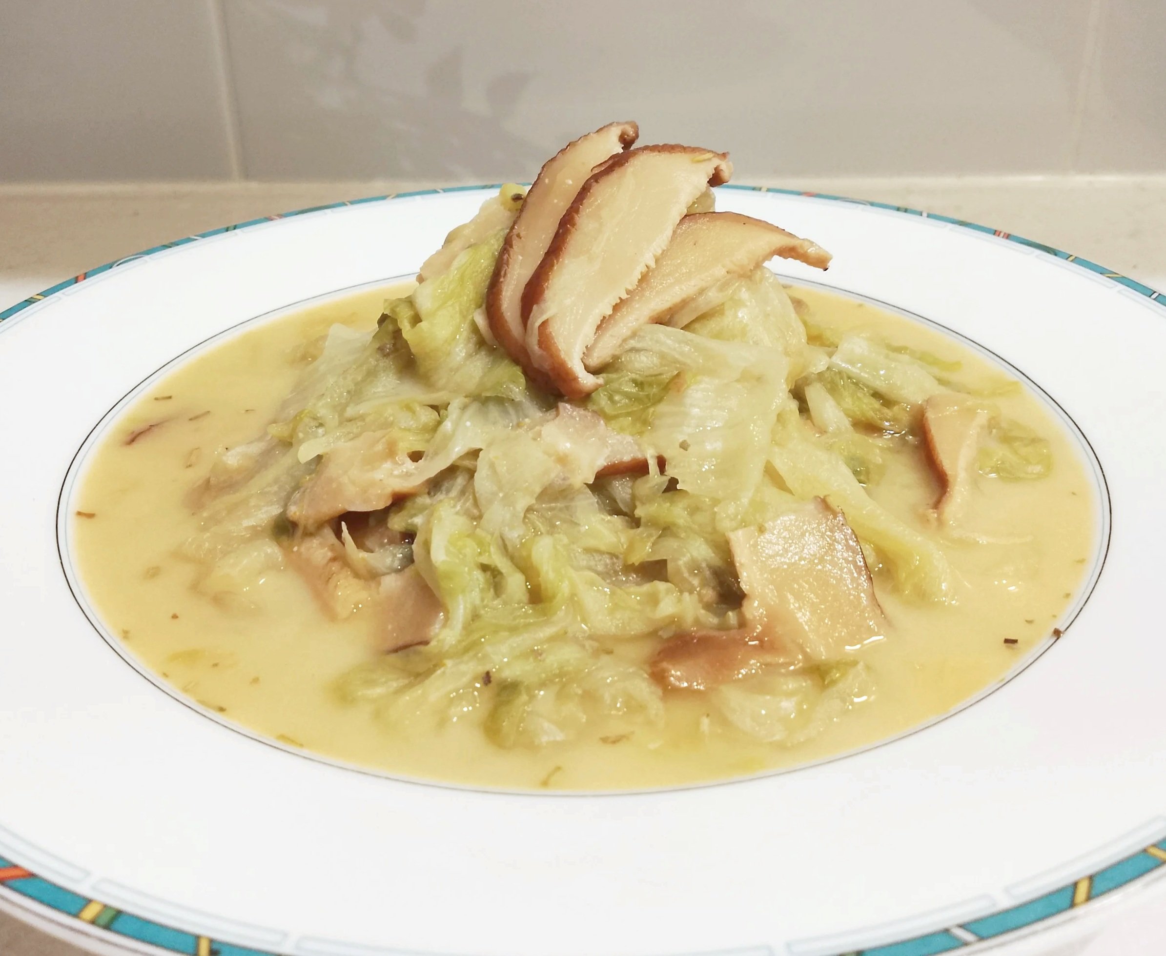 Creamy Mushroom &amp; Lettuce Soup