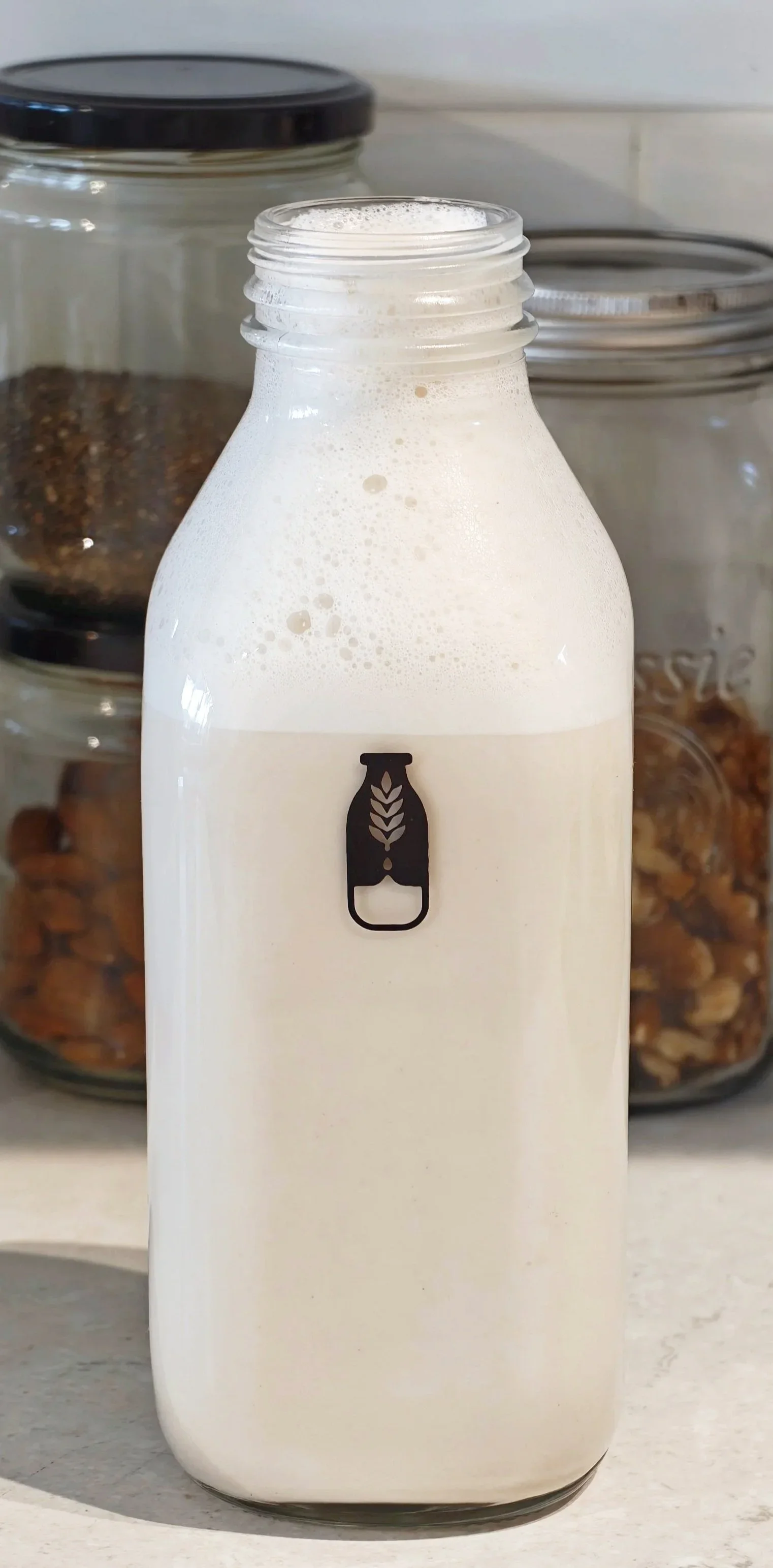 Almond &amp; Walnut Mylk