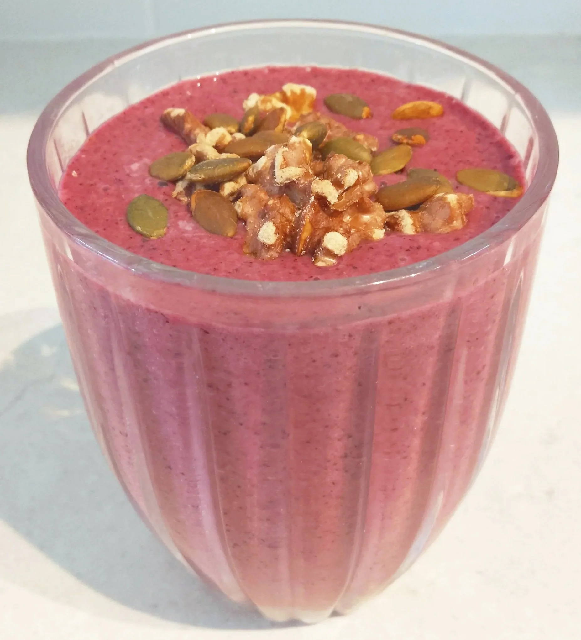 Kefir Berry Smoothie w Nuts