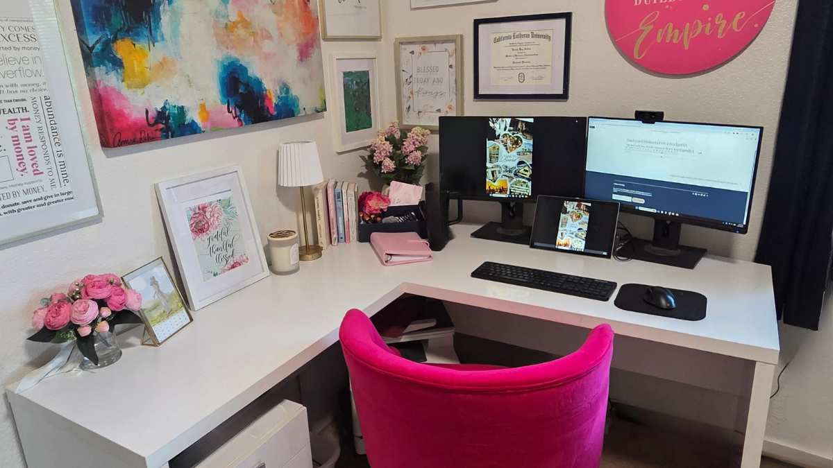 home-office-layout-and-decor.png