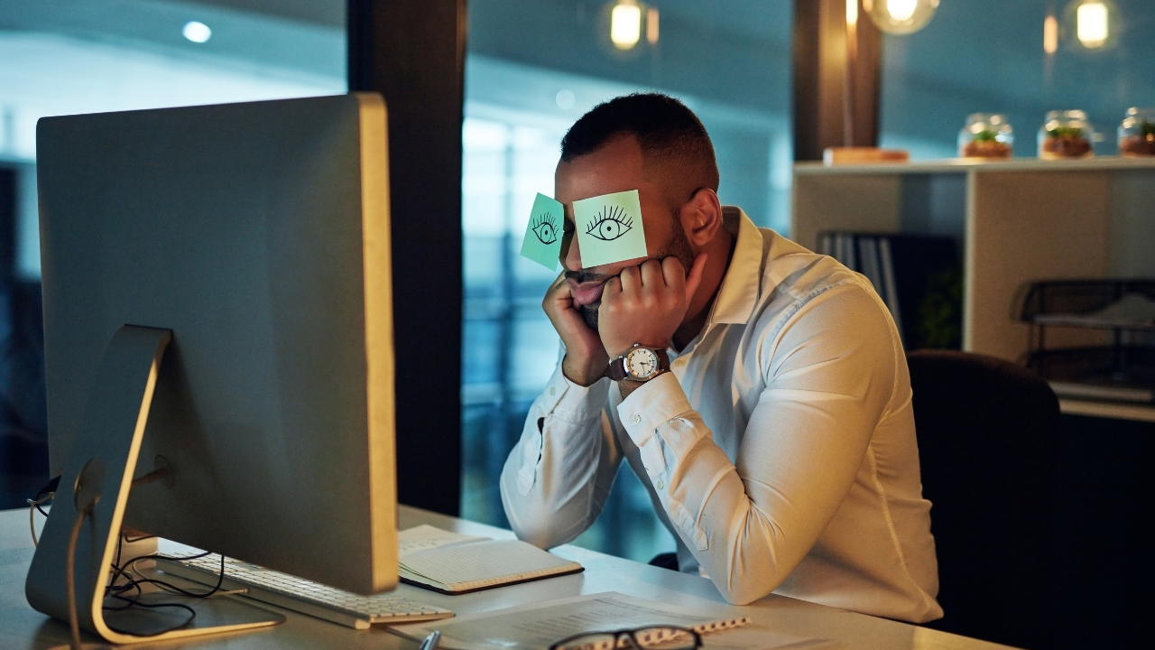 Burnout Vs Stress: Understanding the Difference and How To Recover