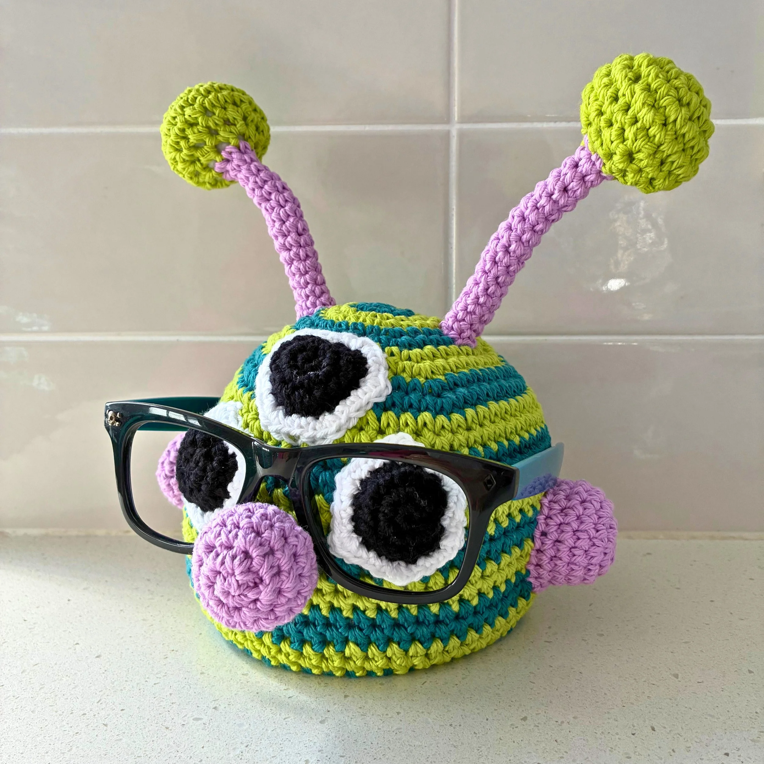 👽 Alien Glasses Holder