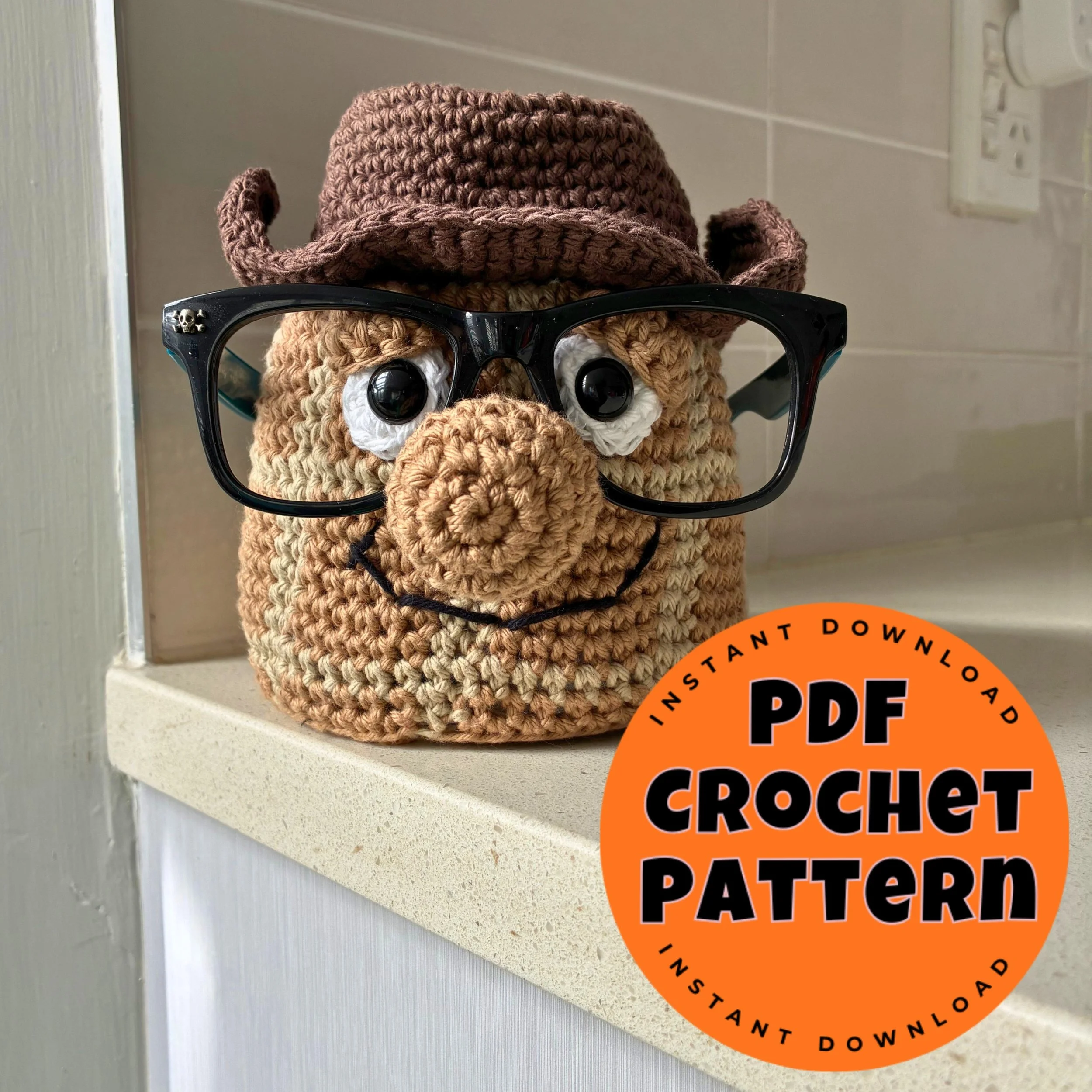 Peanut Glasses Holder Crochet Pattern