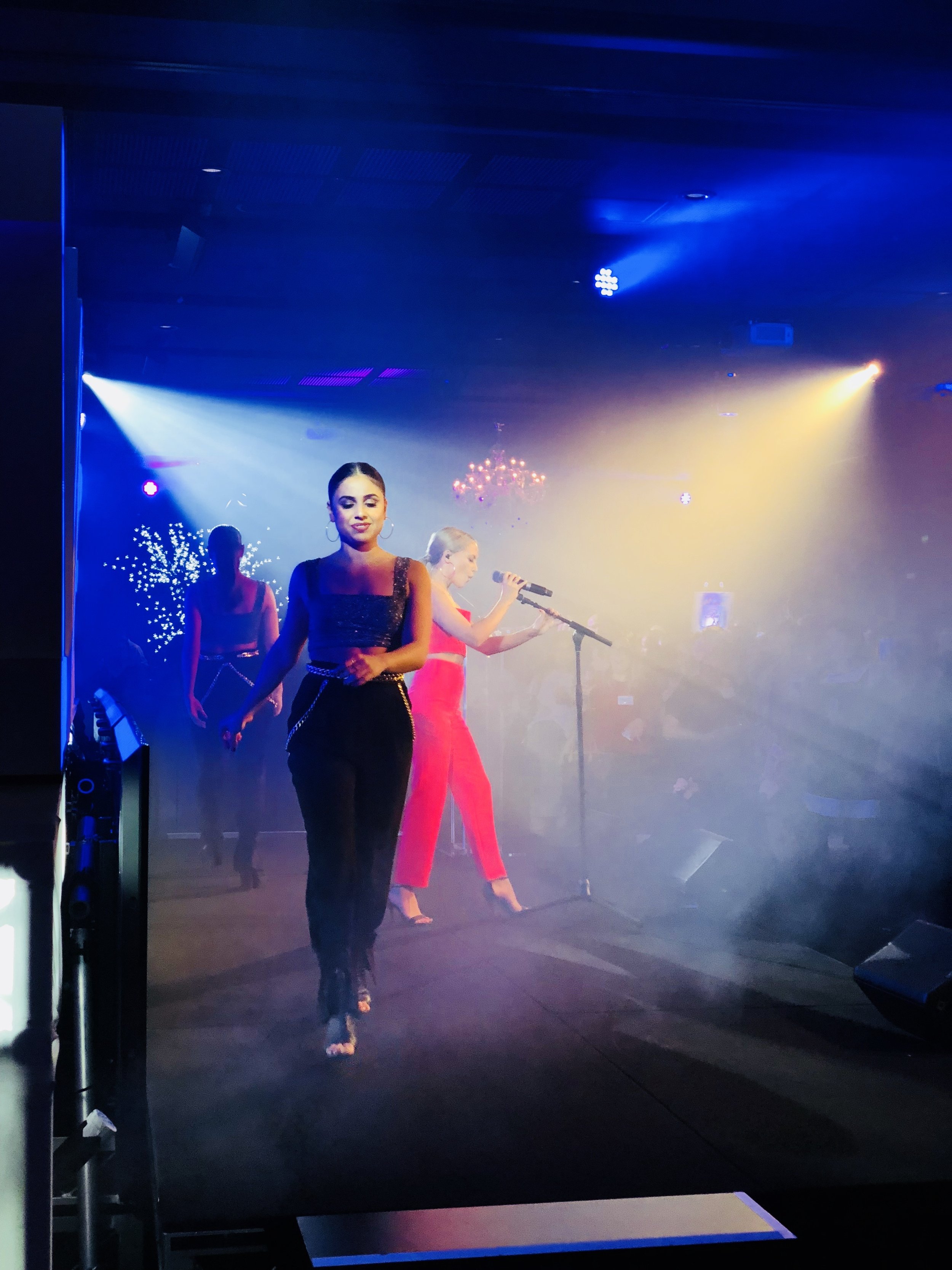 NuFlava supporting Samantha Jade's performance at Hotel Grand Chancellor Brisbane.