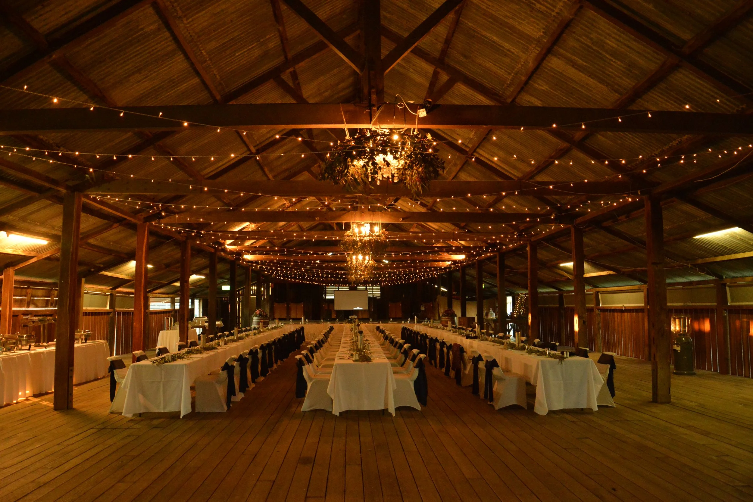 Wedding DJ hire Toowoomba and South East Qld, wireless microphones and event lighting. - NuFlava Entertainment DJ Hire