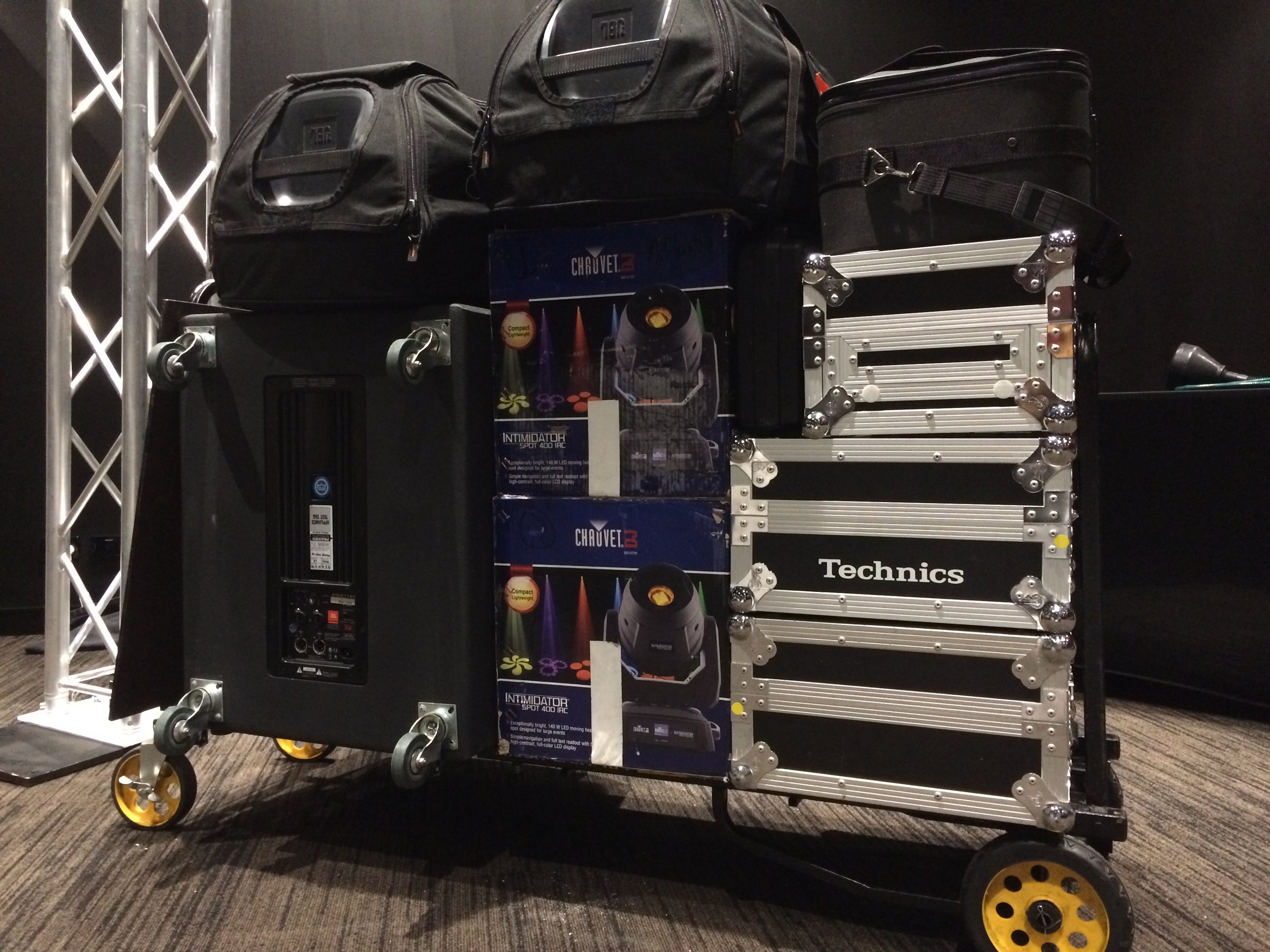 Not glamorous, but absolutely essential. This is the quiet MVP that helps get the gear in safely before the lights come on and the music starts. Best trolley in the biz.. 💪🏼