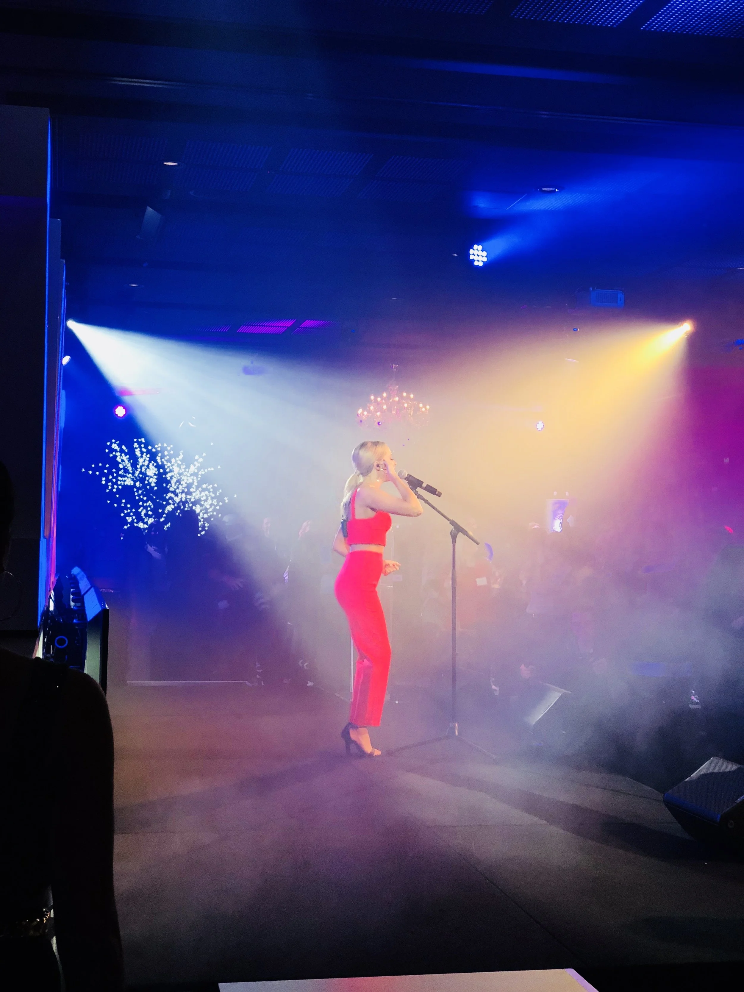 NuFlava supporting Samantha Jade's performance at Hotel Grand Chancellor Brisbane.